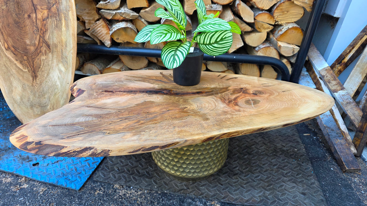 Pièce unique en érable pour table basse ou étagère/console d'entrée